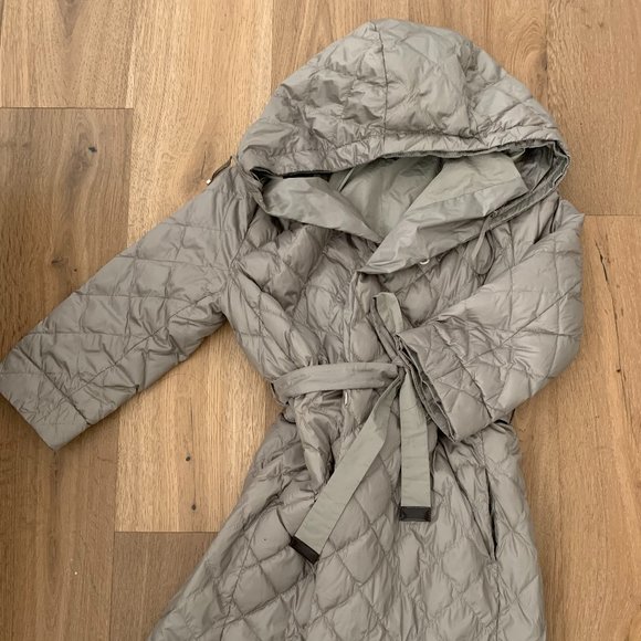 Max Mira Reversible down jacket